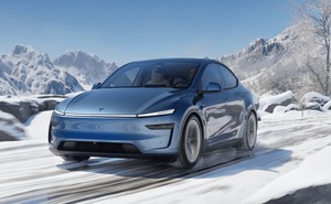 Tesla Model Y 2025